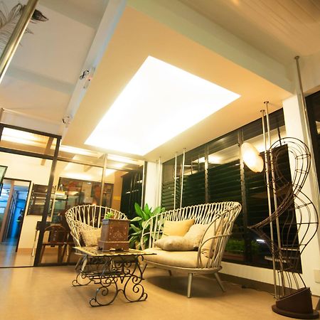 Avenue One Hotel Upper Digos 外观 照片